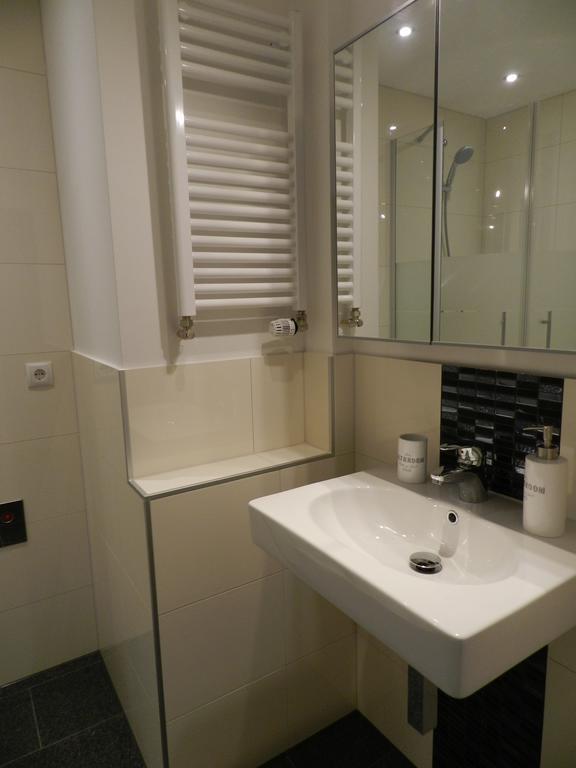 Ambiente Apartment BRE Rum bild